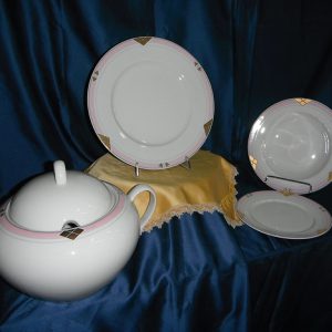 Servizio Piatti Pierre Cardin